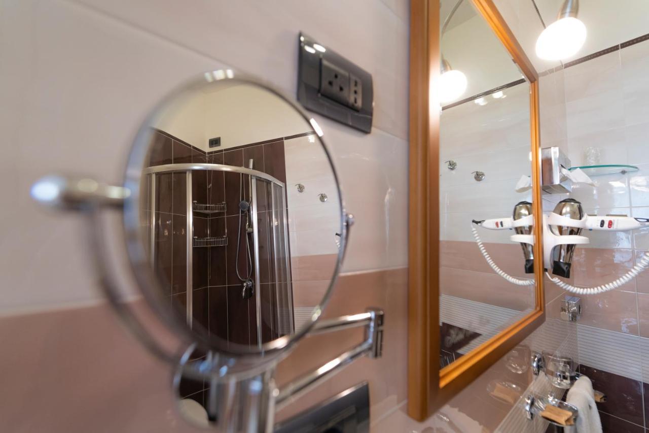 Hotel San Pietro Maiori Luaran gambar