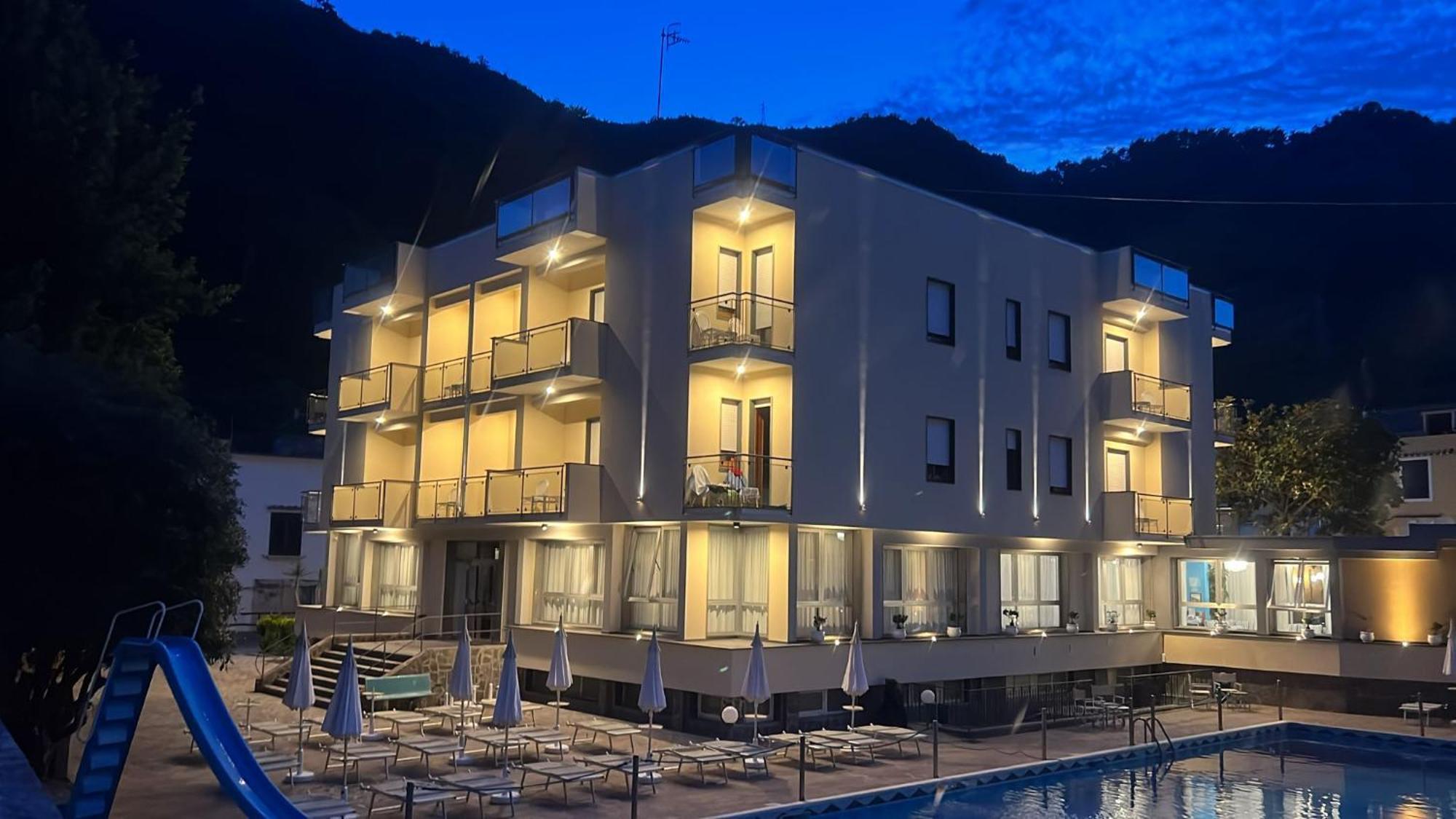 Hotel San Pietro Maiori Luaran gambar