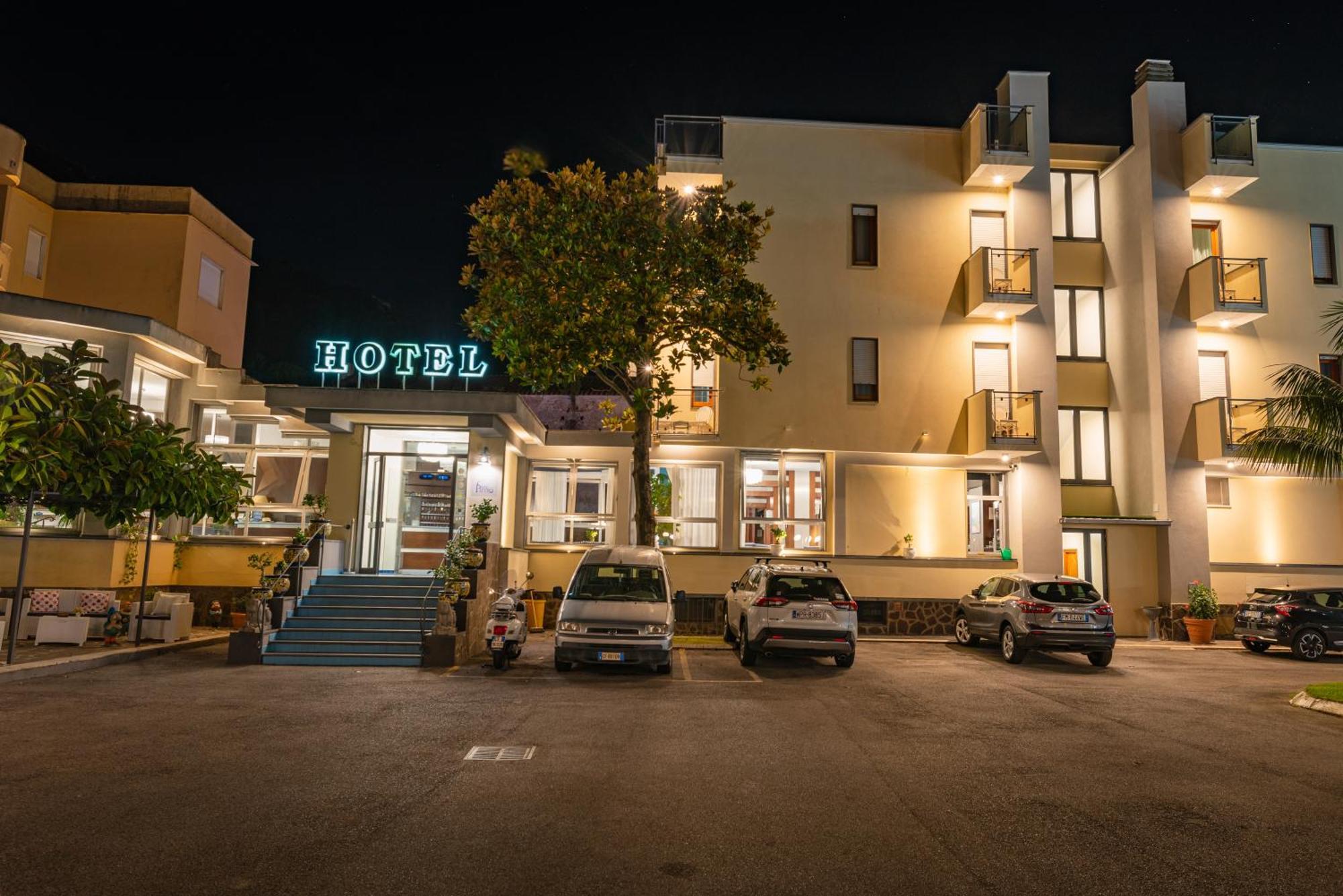 Hotel San Pietro Maiori Luaran gambar