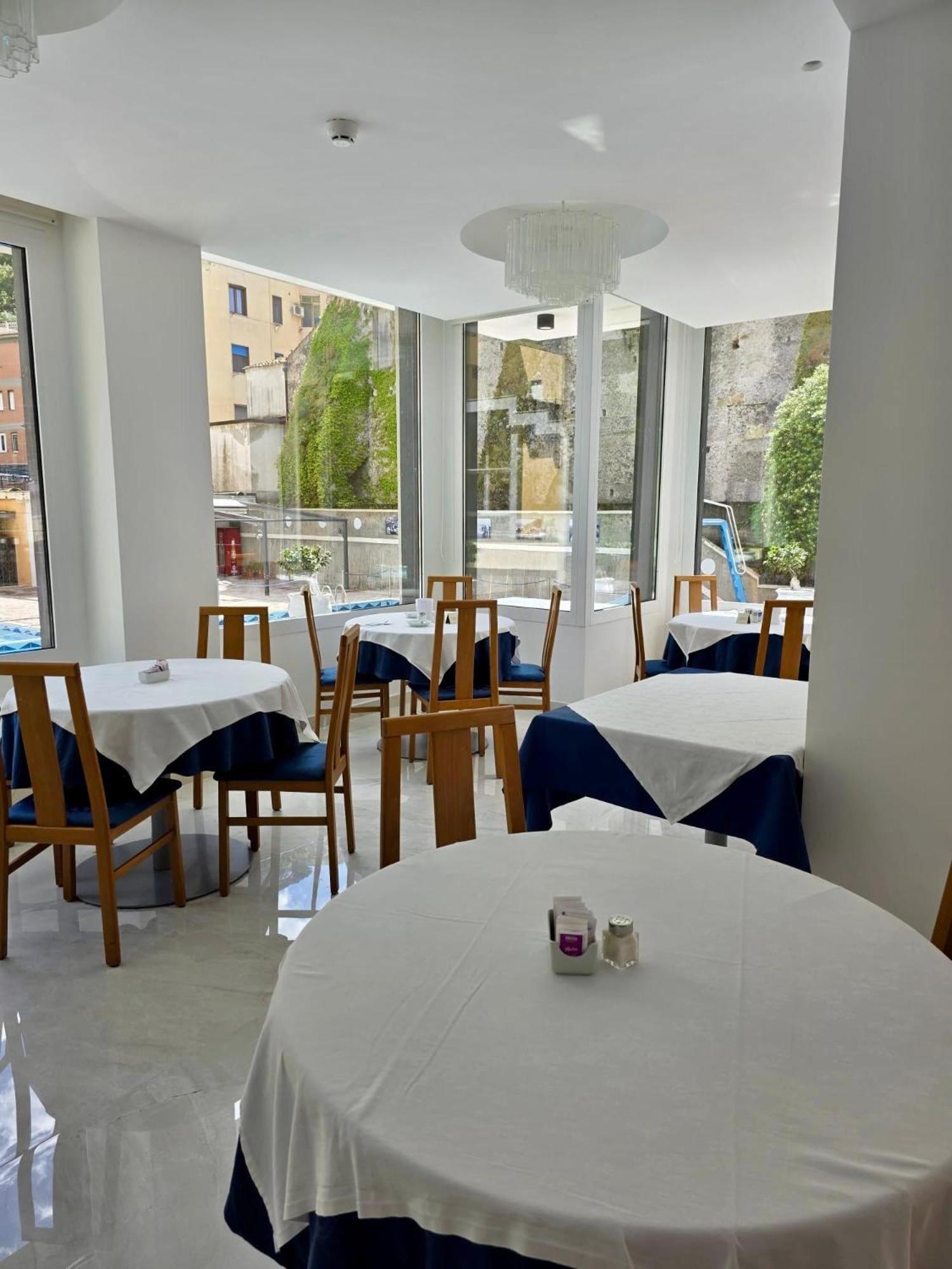 Hotel San Pietro Maiori Luaran gambar