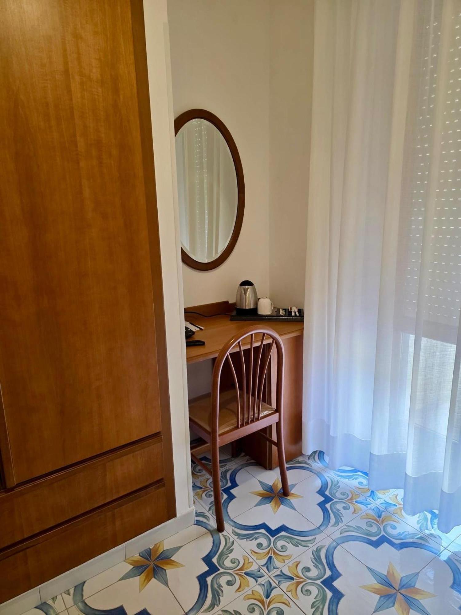 Hotel San Pietro Maiori Luaran gambar